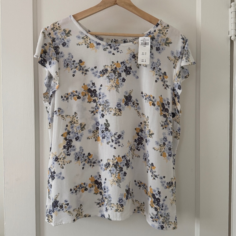 Abercrombie & Fitch Flutter Sleeve White Ditsy Floral Shirt‎ Sz L Girly Boho